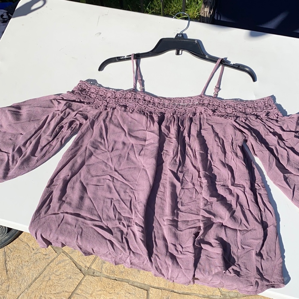 Lace off the shoulder flowy shirt